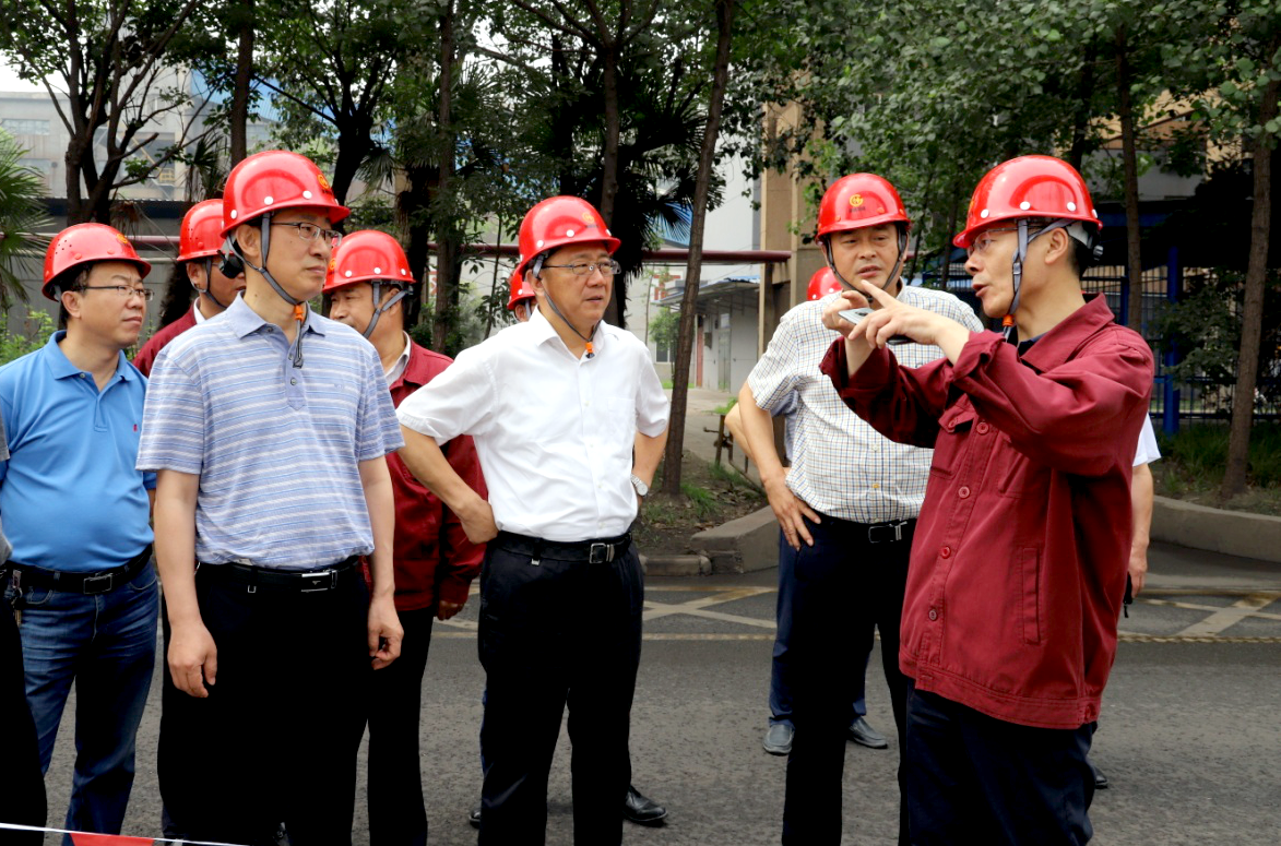 淮安市副市長趙權(quán)來淮鋼調(diào)研